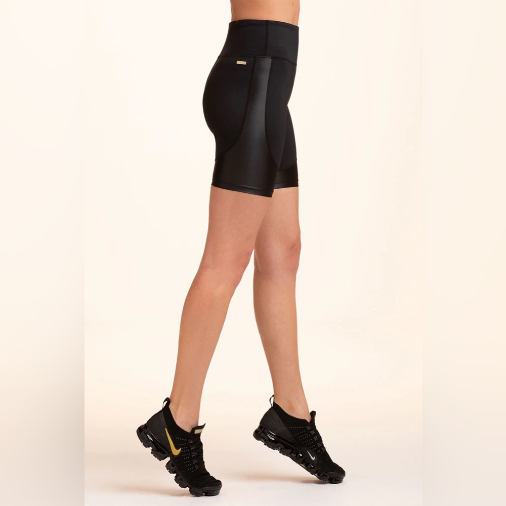 Alala Vamp Black Athletic Biker Shorts
